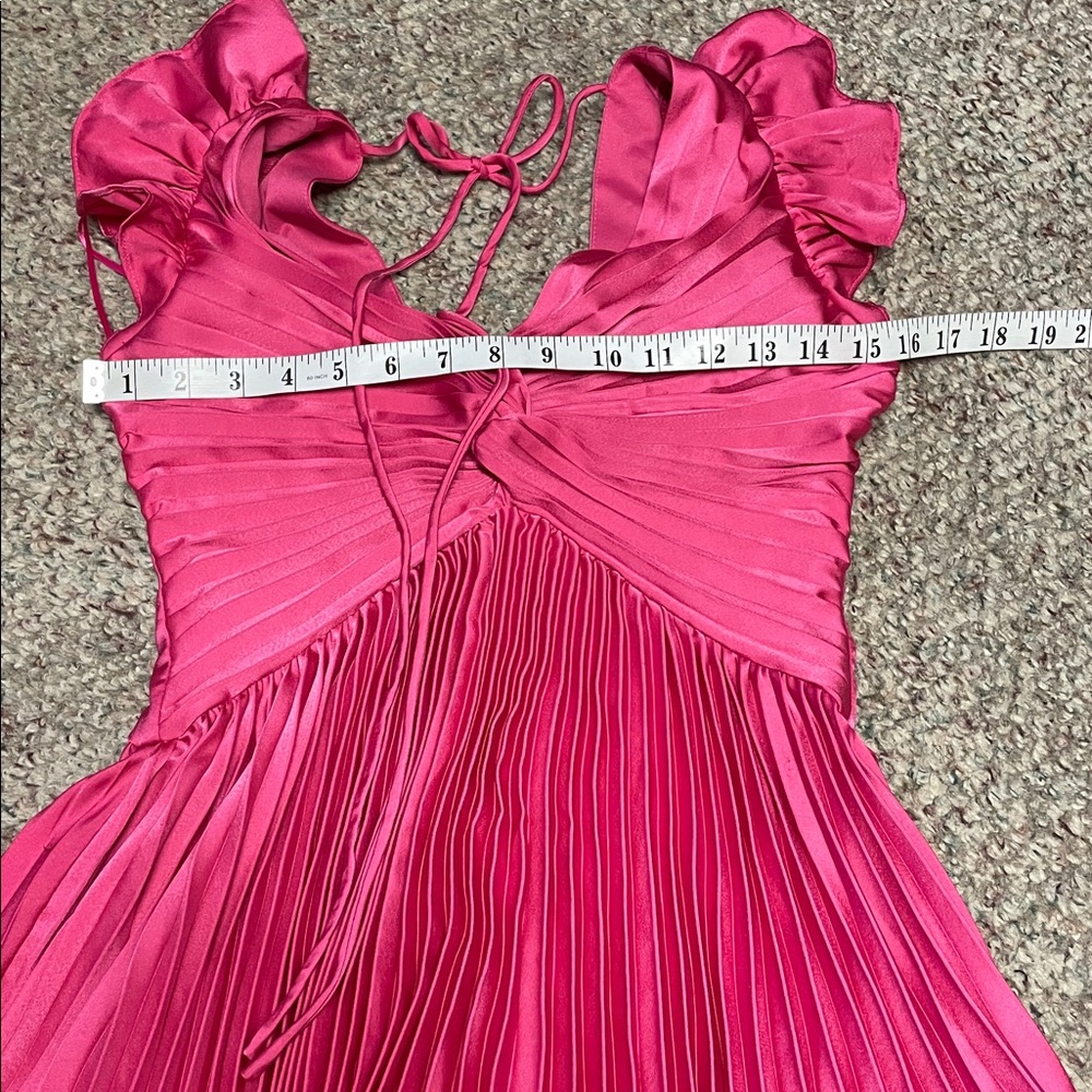 Moon river Pink satin Dress with gathered bust, pleated skirt &Ruffle Sleeve - Picture 7 of 10